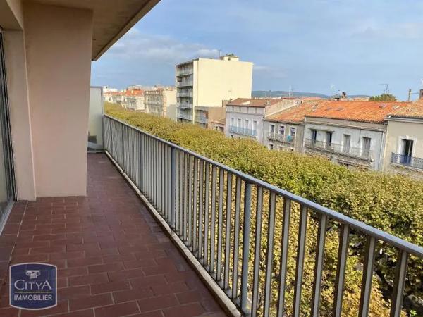 Appartement à louer 3 pièces 81.86m² Sète (34200)