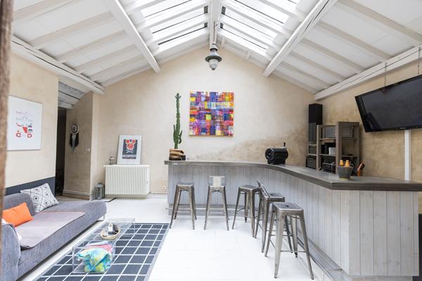 Maison ancienne en hyper-centre d'Angers -Charme, volumes et qualités au rendez-vous