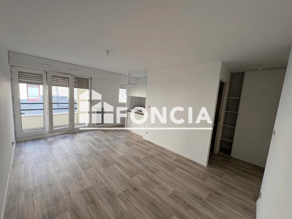 Location Studio 24.98 m² - 57 RUE PERMENTADE Bordeaux 33000