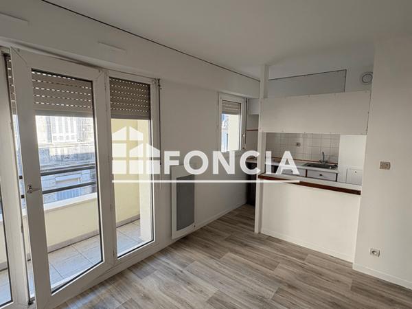 Location Studio 24.98 m² - 57 RUE PERMENTADE Bordeaux 33000