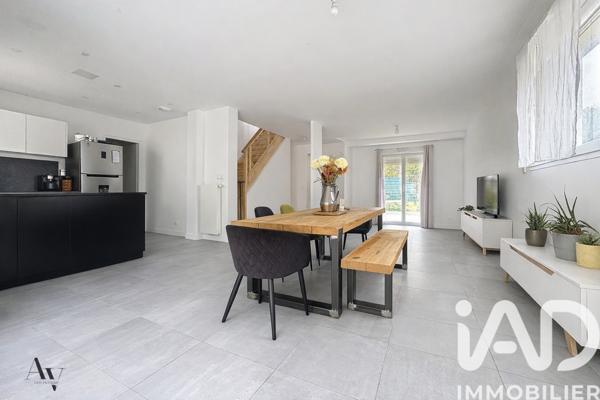 Maison à vendre 5 pièces 160 m² Vaux-sur-Seine