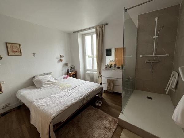 Maison à vendre 91 732 € Ruffec 5 p 106 m² DPE C