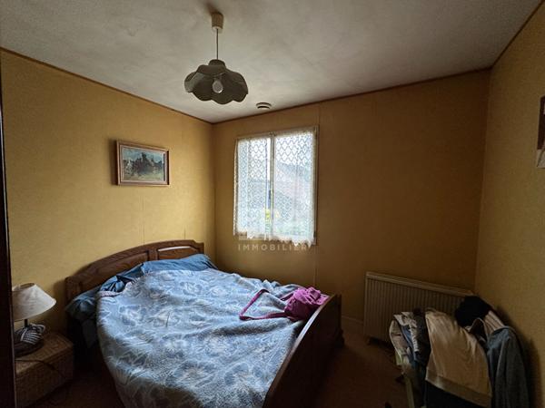 DEOLS - Pavillon de plain-pied (90 m²) -  2/3 chambres - Garage - Terrain 952 m²