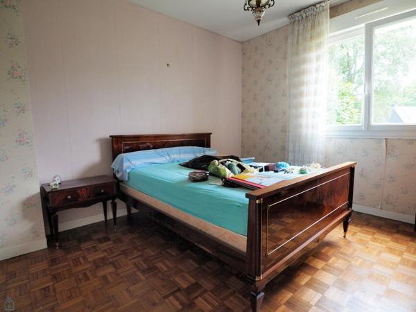 Maison sur sous-sol cinq chambres