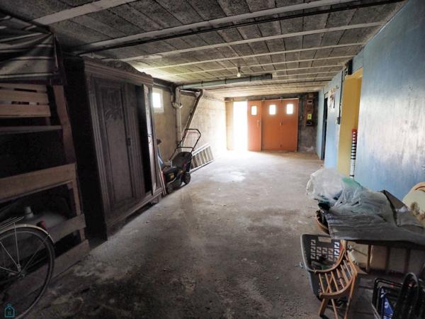 Maison sur sous-sol cinq chambres