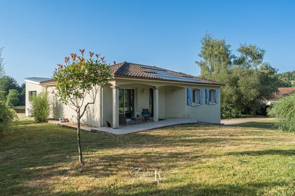 Maison
         5 pièces
        - 158 m² Exclusivité 227 500 € *