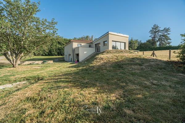 Maison
         5 pièces
        - 158 m² Exclusivité 227 500 € *
