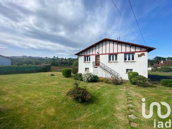 Maison 5 pièces de 103 m² à Cambo-les-Bains (64250)