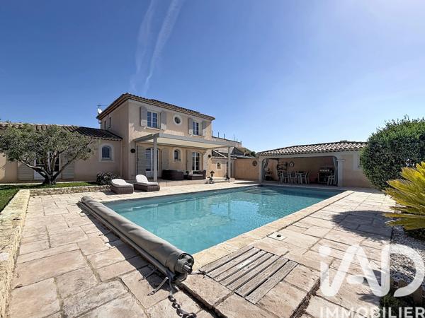 Maison à vendre 6 pièces 163 m² Salon-de-Provence