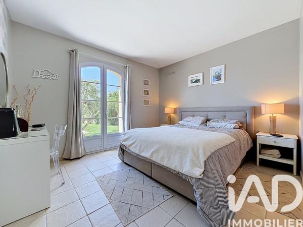 Maison à vendre 6 pièces 163 m² Salon-de-Provence