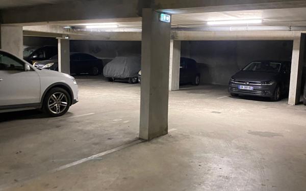 Appartement à vendre    3 pièces • 56 m2 Bordeaux