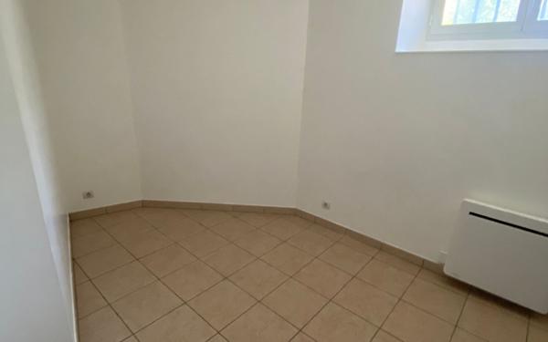 Appartement à vendre    3 pièces • 56 m2 Bordeaux