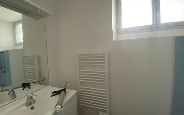 Appartement à vendre    3 pièces • 56 m2 Bordeaux