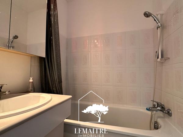 Appartement vue mer avec terrasse et parking