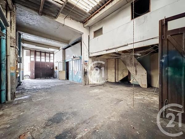 à vendre  136,50 m2 MONTREUIL - 93