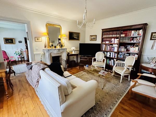 Liniers (86800) 20MIN CENTRE-VILLE POITIERS -Maison de charme - 5 chambres - piscine -jardin