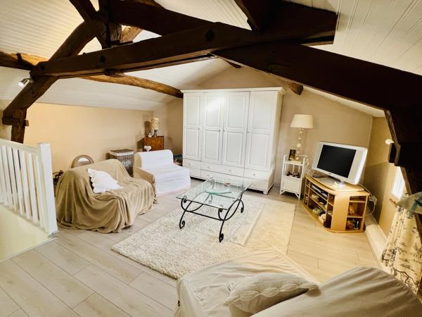 Liniers (86800) 20MIN CENTRE-VILLE POITIERS -Maison de charme - 5 chambres - piscine -jardin