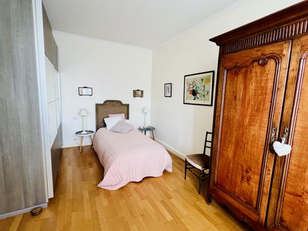 Liniers (86800) 20MIN CENTRE-VILLE POITIERS -Maison de charme - 5 chambres - piscine -jardin