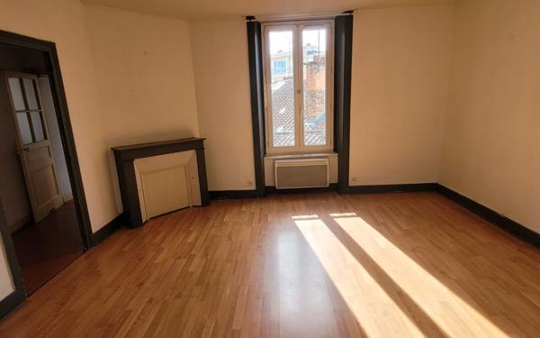 Appartement à vendre    2 pièces • 51,50 m2 Limoges