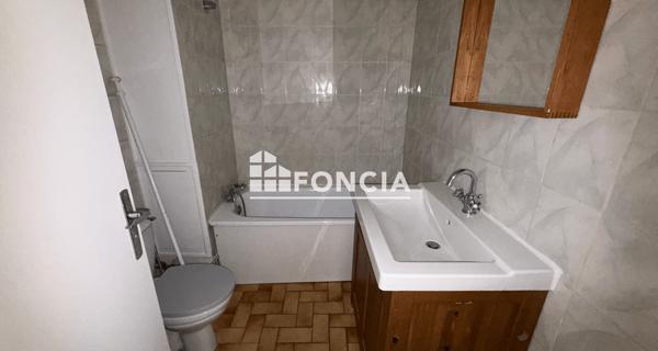 Location Appartement 2 pièces 40.66 m² - Lyon 69008