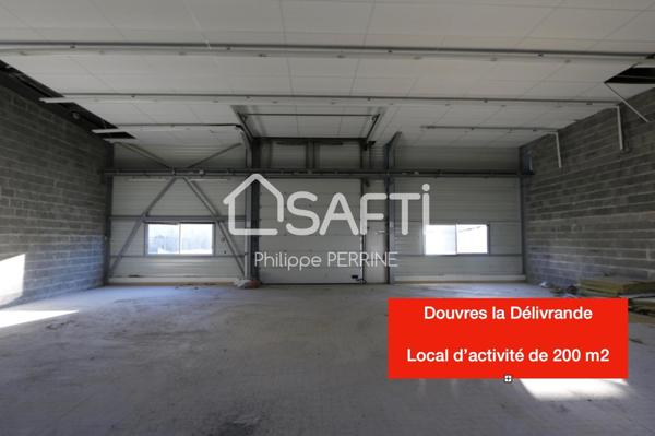 Local d'activité de 475 M2 Douvres la Délivrande