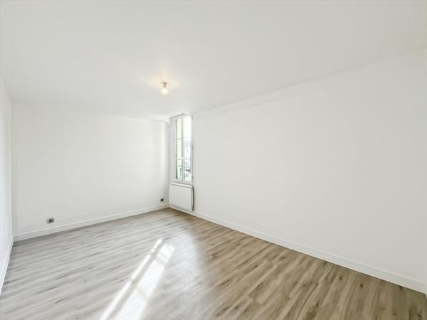 Maison à vendre à Moissy-Cramayel - 3 pièces, 2 chambres