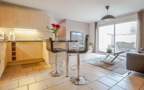 Appartement à vendre    3 pièces • 57,31 m2 Joinville-le-Pont