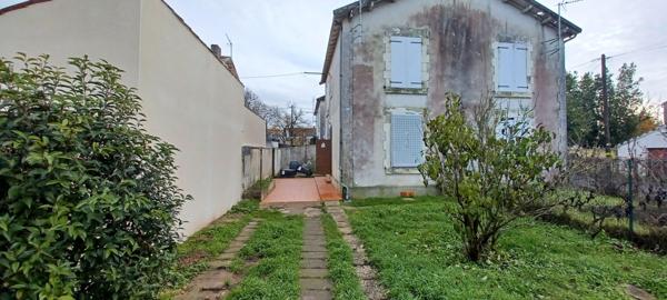 SAINT MAURICE – 26 RUE CASSARD – LA ROCHELLE – MAISON T3
