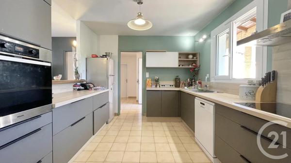 Maison à vendre  5 pièces - 117,40 m 2   AIMARGUES  - 30