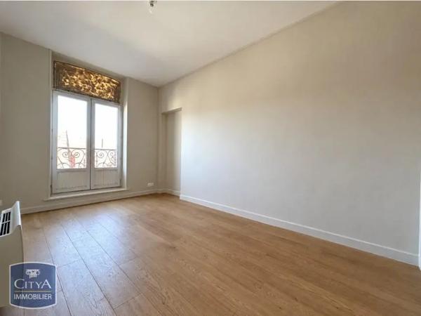 Appartement à louer 2 pièces 36.16m² Cambrai (59400)