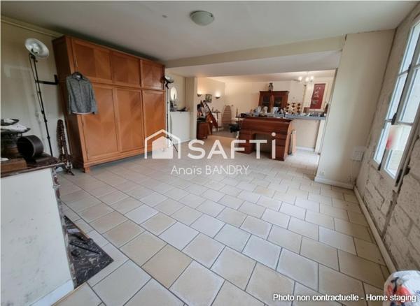 Maison en pierre avec dépendances