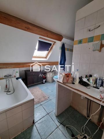 Maison en pierre avec dépendances