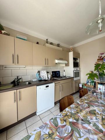 Maison à vendre  7 pièces - 175,03 m 2   ONET LE CHATEAU  - 12
