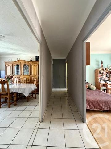 Maison à vendre  7 pièces - 175,03 m 2   ONET LE CHATEAU  - 12