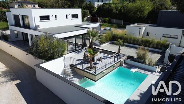 Maison à vendre 6 pièces 225 m² Montélimar