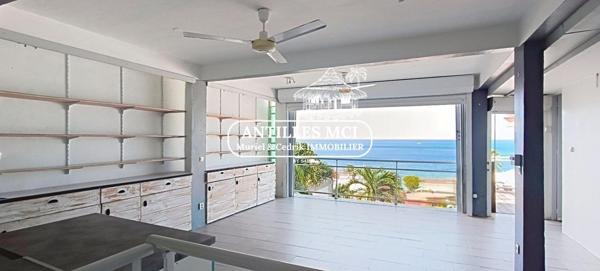 Confort, indépendance et vue mer se rejoignent