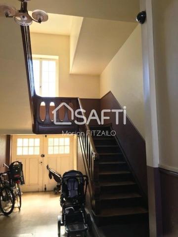 Appartement 3 pièces sous les toits mansardés