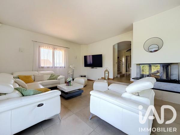 Maison à vendre 4 pièces 135 m² Reignier-Ésery