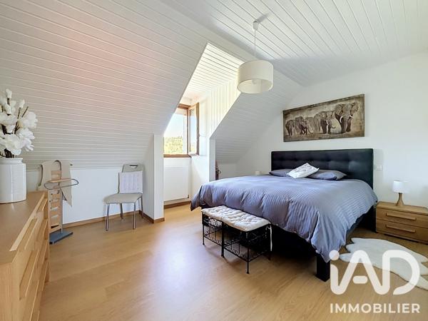 Maison à vendre 4 pièces 135 m² Reignier-Ésery