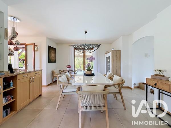 Maison à vendre 4 pièces 135 m² Reignier-Ésery