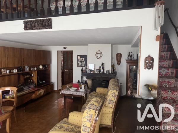 Maison à vendre 6 pièces 126 m² Sausset-les-Pins