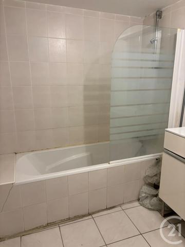 Immeuble à vendre  102,45 m 2   PERPIGNAN  - 66