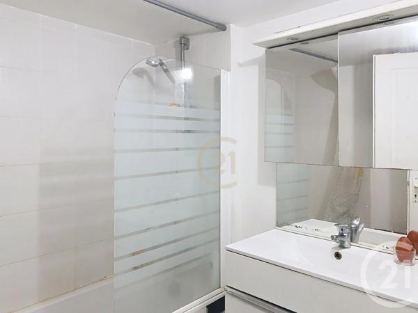 Immeuble à vendre  102,45 m 2   PERPIGNAN  - 66