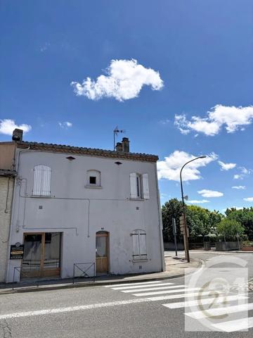 Immeuble à vendre  81 m 2   GRAULHET  - 81
