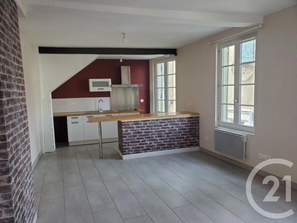 Immeuble à vendre  81 m 2   GRAULHET  - 81
