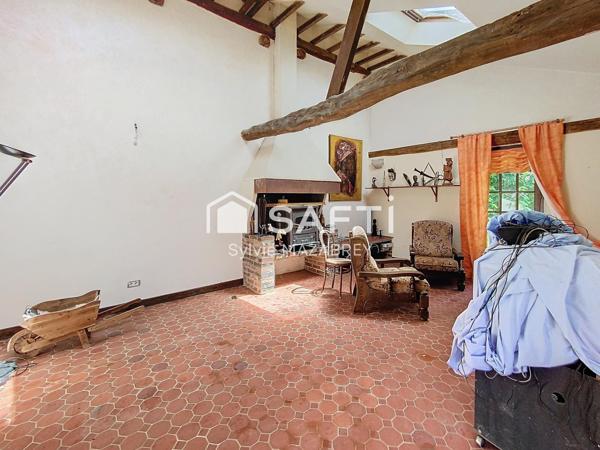 Amoureux de l'ancien, cette maison sera vous séduire par son authenticité!