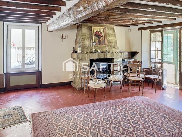 Amoureux de l'ancien, cette maison sera vous séduire par son authenticité!