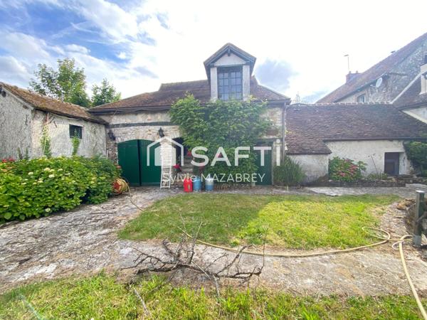 Amoureux de l'ancien, cette maison sera vous séduire par son authenticité!