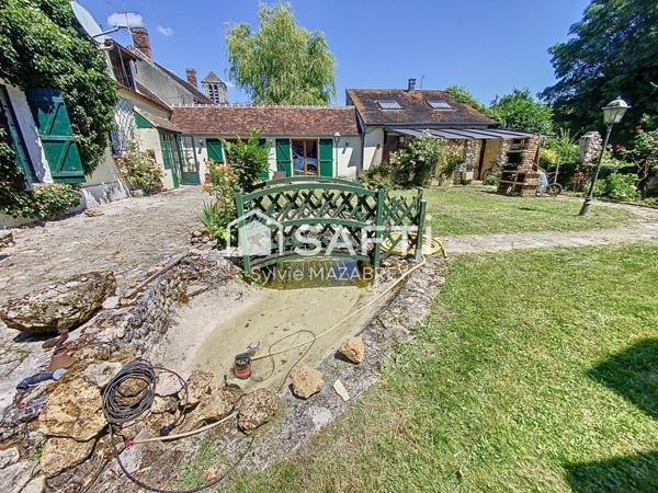 Amoureux de l'ancien, cette maison sera vous séduire par son authenticité!