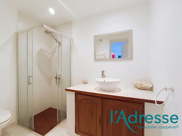 COUP DE COEUR ! Charmante villa 5 p. 126 m2 avec piscine sur un terrain de 700 m² !